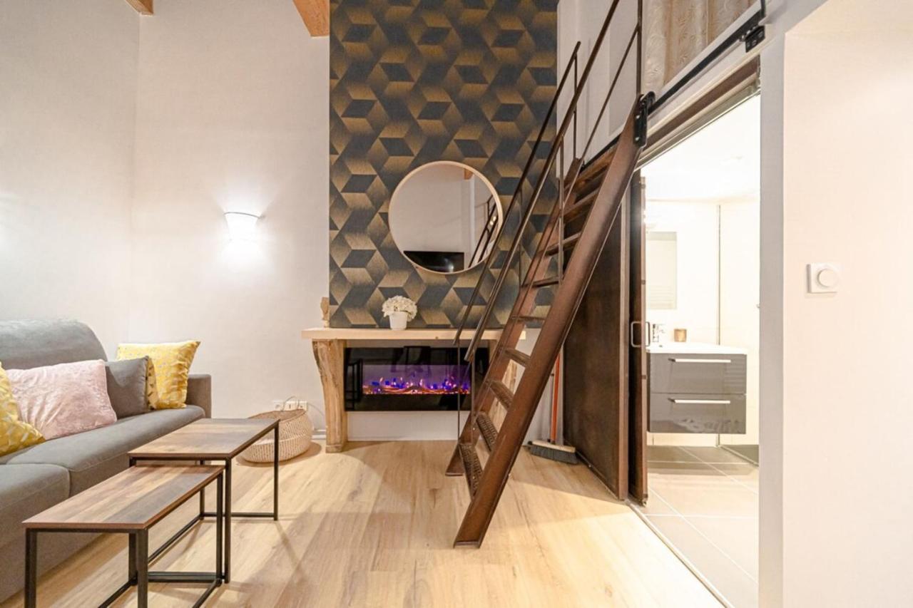 Le Petit Platiere - Renovated Apartment - Terreaux リヨン エクステリア 写真