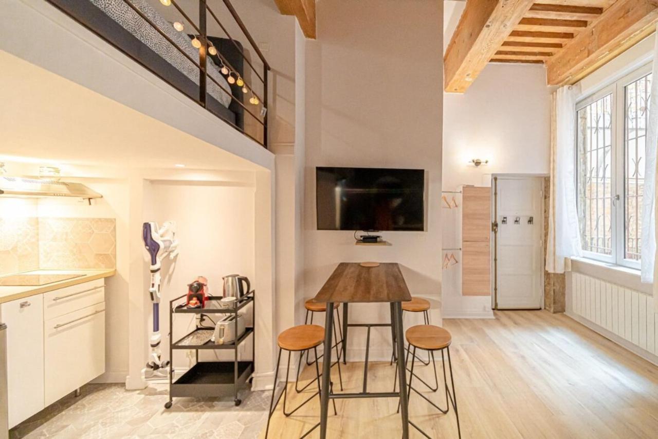 Le Petit Platiere - Renovated Apartment - Terreaux リヨン エクステリア 写真